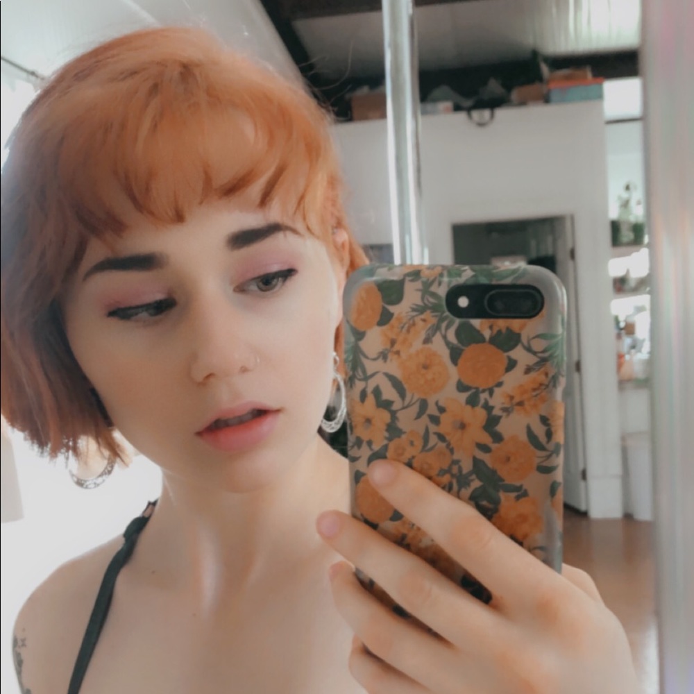 Meet your Posher, Gwen